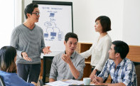 2 Mẹo Nhỏ Giúp Bạn Thuyết Phục Được Sếp Và Đồng Nghiệp Khi Có Quan Điểm Trái Chiều Với Đám Đông